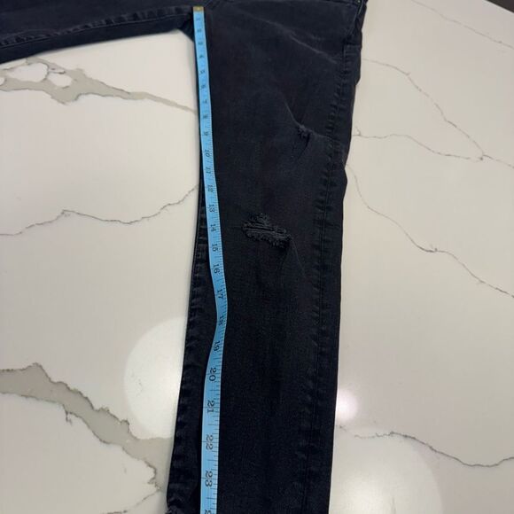 Women's Black Distressed Jeans - Picture 7 of 8